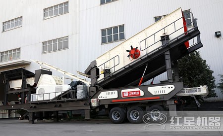 車載流動錘式破碎機多少錢？產(chǎn)量多高？